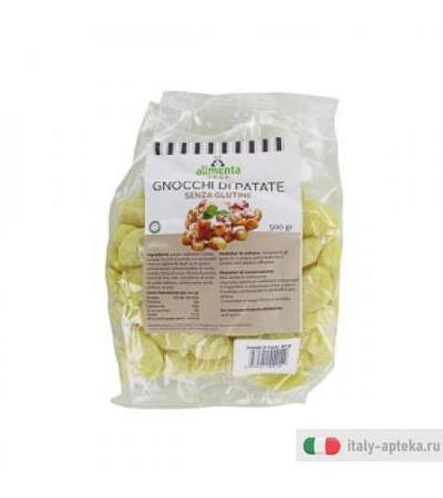 gnocchi di patate gnocchi di patate senza glutine. immergere gli gnocchi in acqua salata bollente e